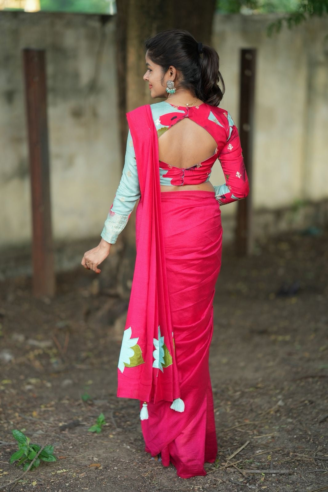 Pink marble silk saree with embroidery blouseq