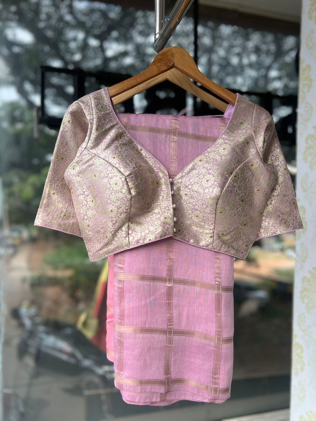 Lavender mul checked silk with banarasi blouse