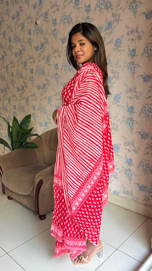 Red pure cotton embroidered 3 piece kurti suit