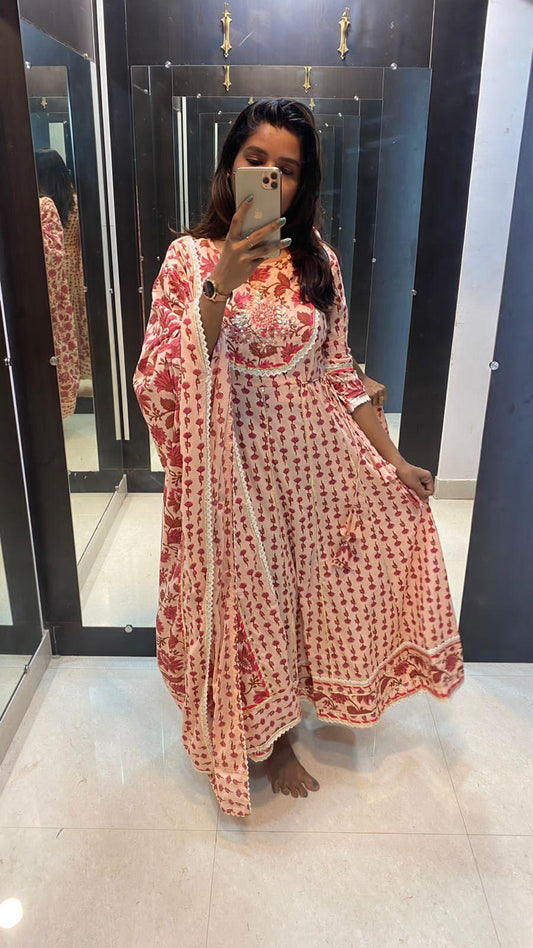 Pure cotton floral embroidery 3 piece Kurti set - Threads