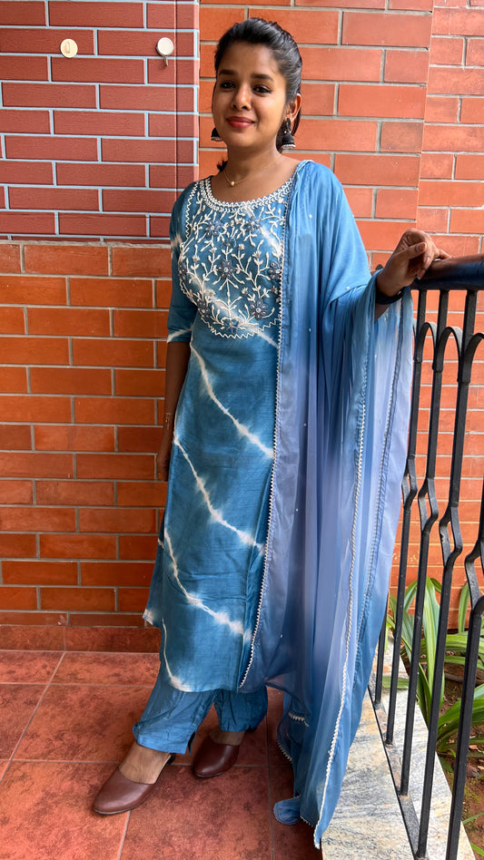 Blue silk muslin embroidery hand worked 3 piece kurti set - Threads