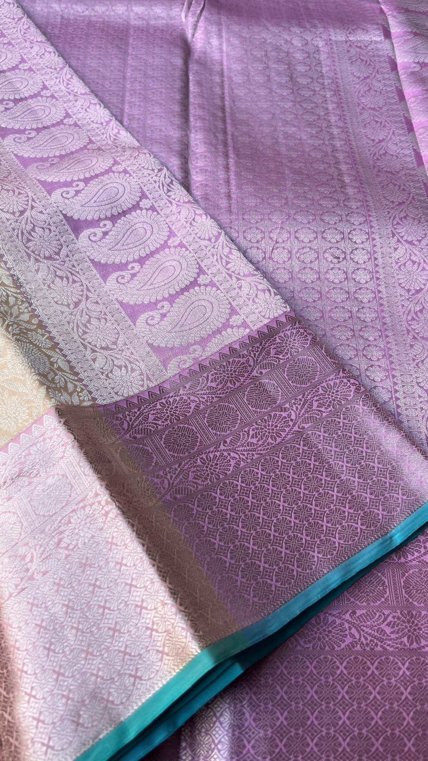 Silver Cream and light Pink kanchipuram silk saree with blouse - Threads