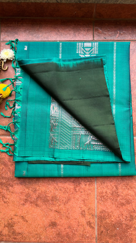Prussian blue and green kanchipuram silk saree with blouse - Threads