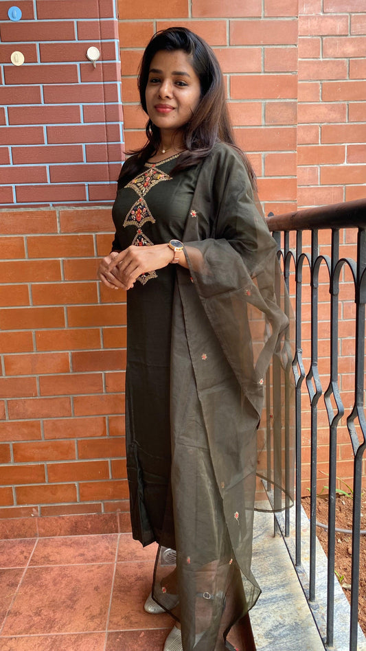Bottle Green Heavy worked kurti top and duppata - Threads