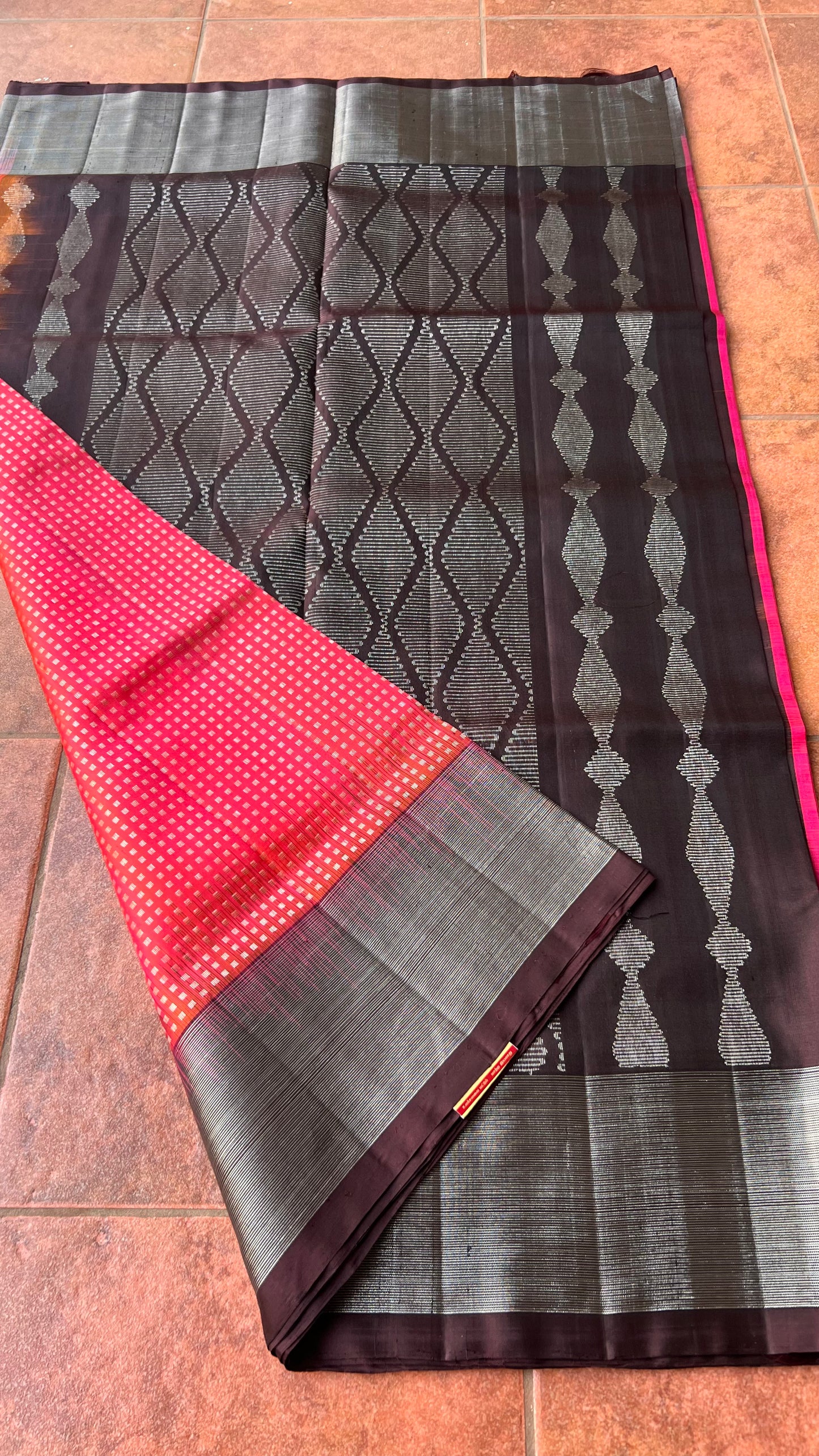 Valcano orange kanjivaram silk saree with blouse - Threads