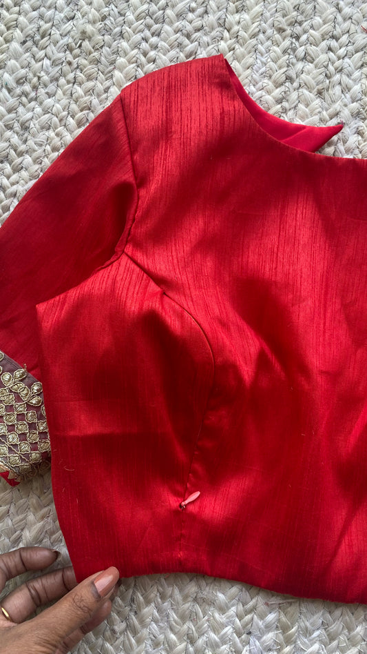 Blouse Feeding provision ADD ON service