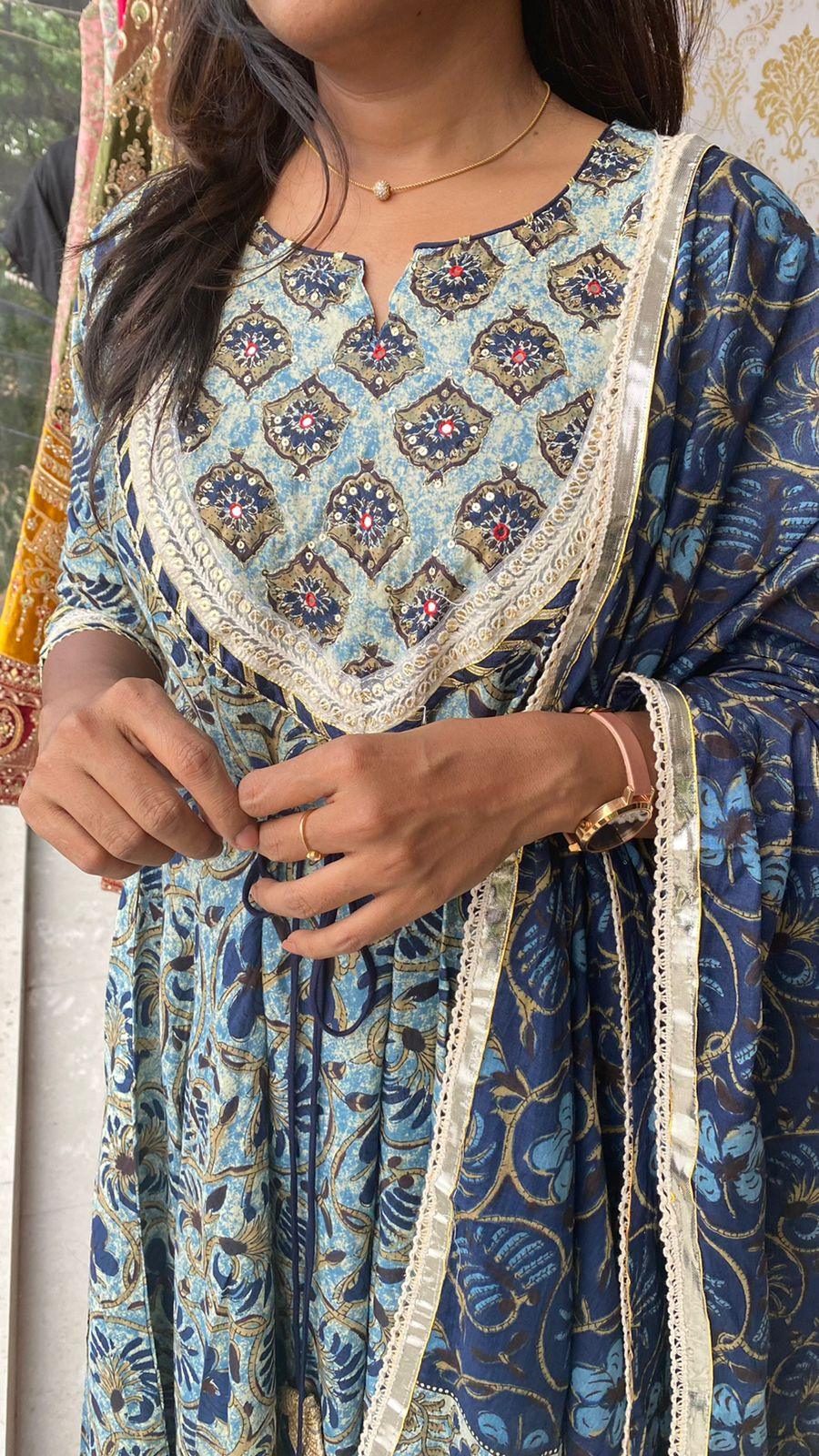 Pure cotton embroidery work 3 piece kurti set - Threads