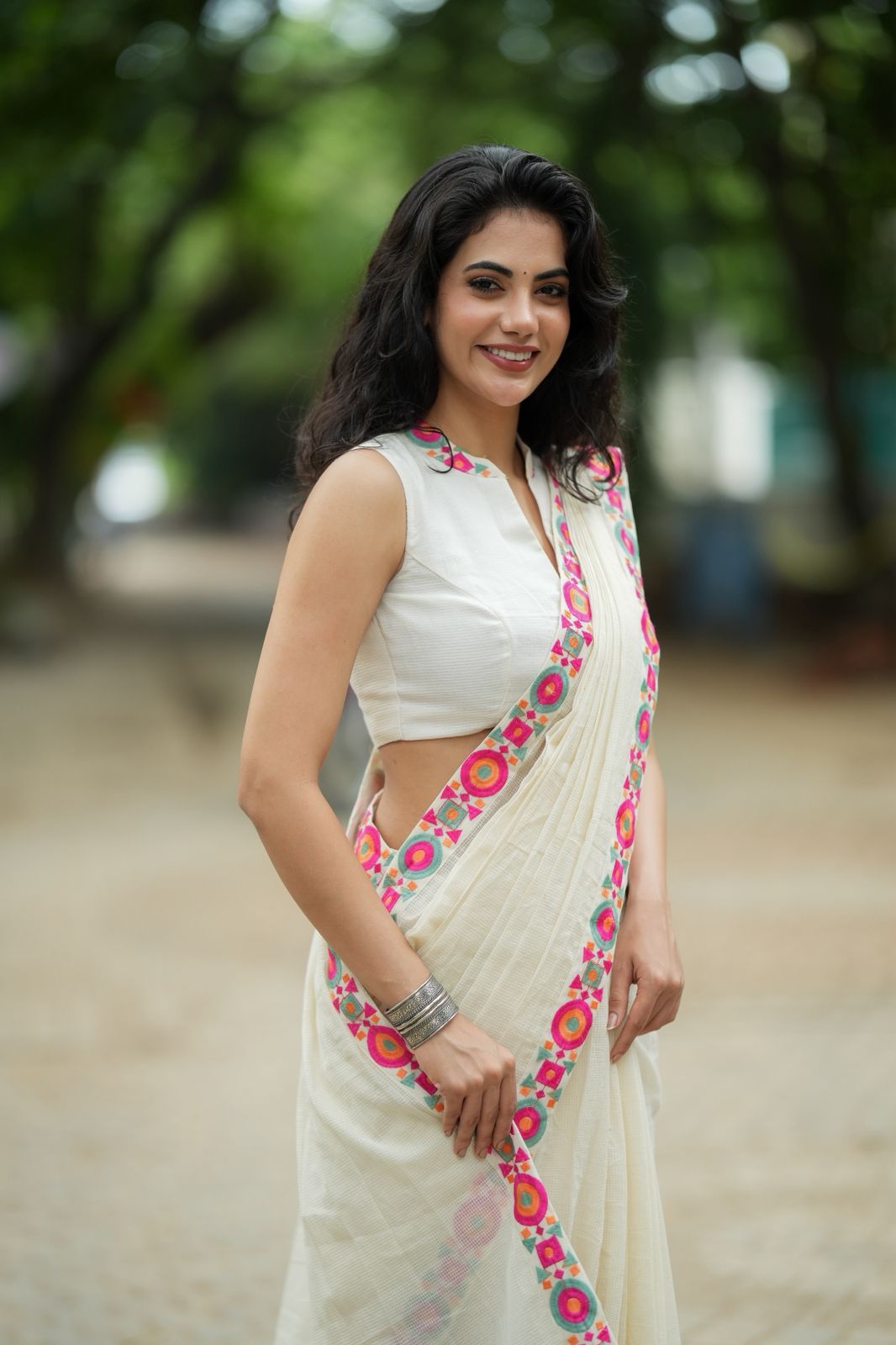 Cream cotton kota saree with embroidery work blouse