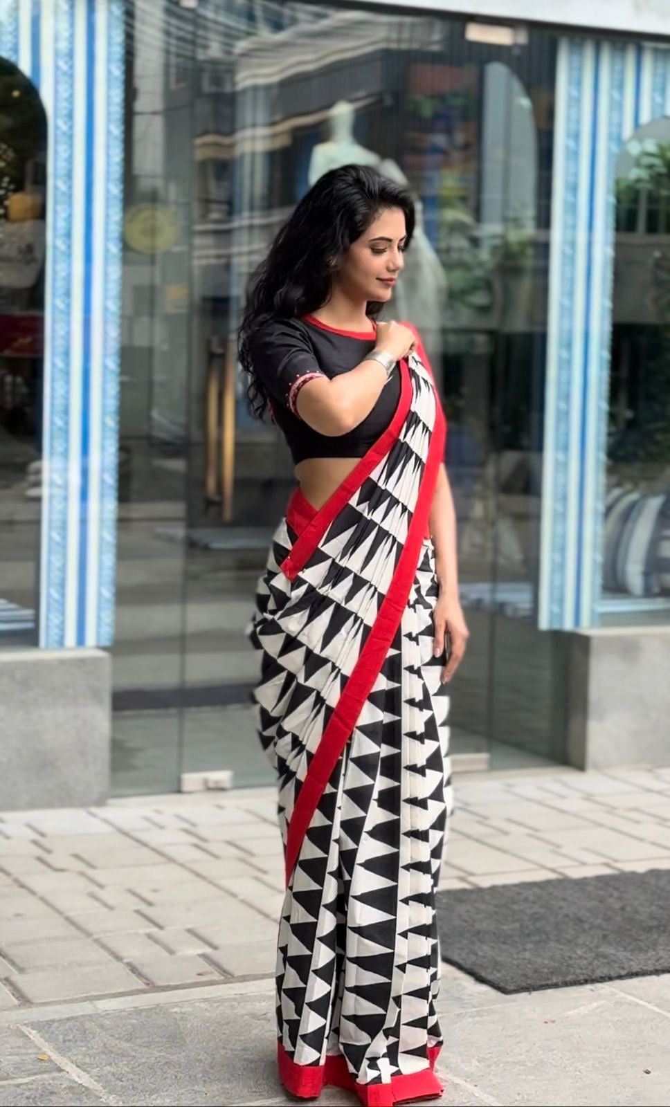 Black & white triangle cotton designer saree