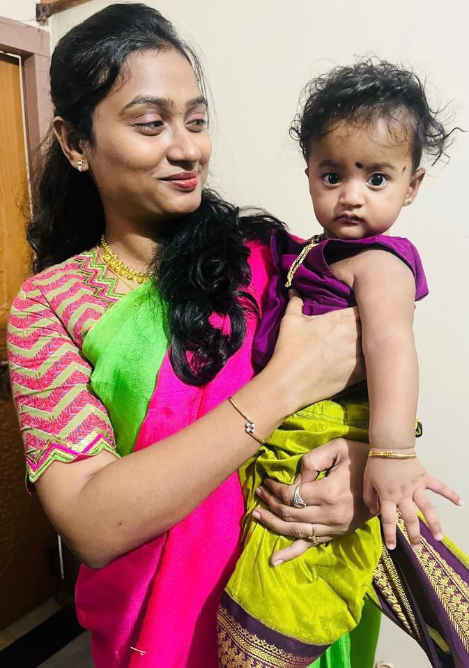 Pink & green jute saree with hand printed embroidery blouse