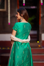 Green paisley zari woven kurti