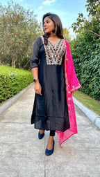 Black silk embroidery 3 piece kurti suit