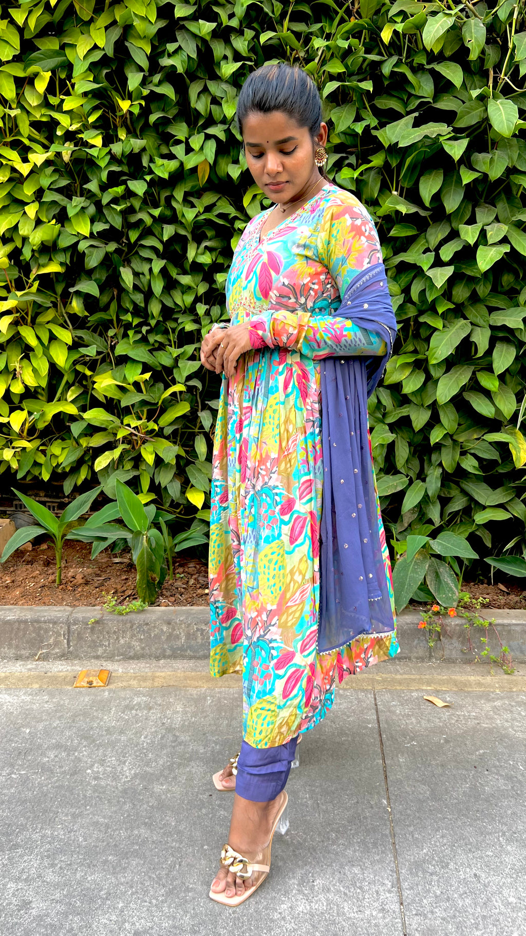 Blue muslin floral printed 3 piece alia cut kurti suit