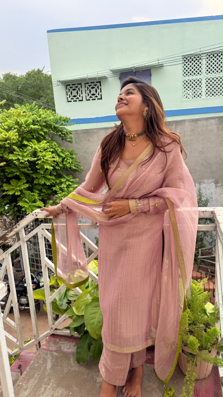 Pink tissue embroidery salwar