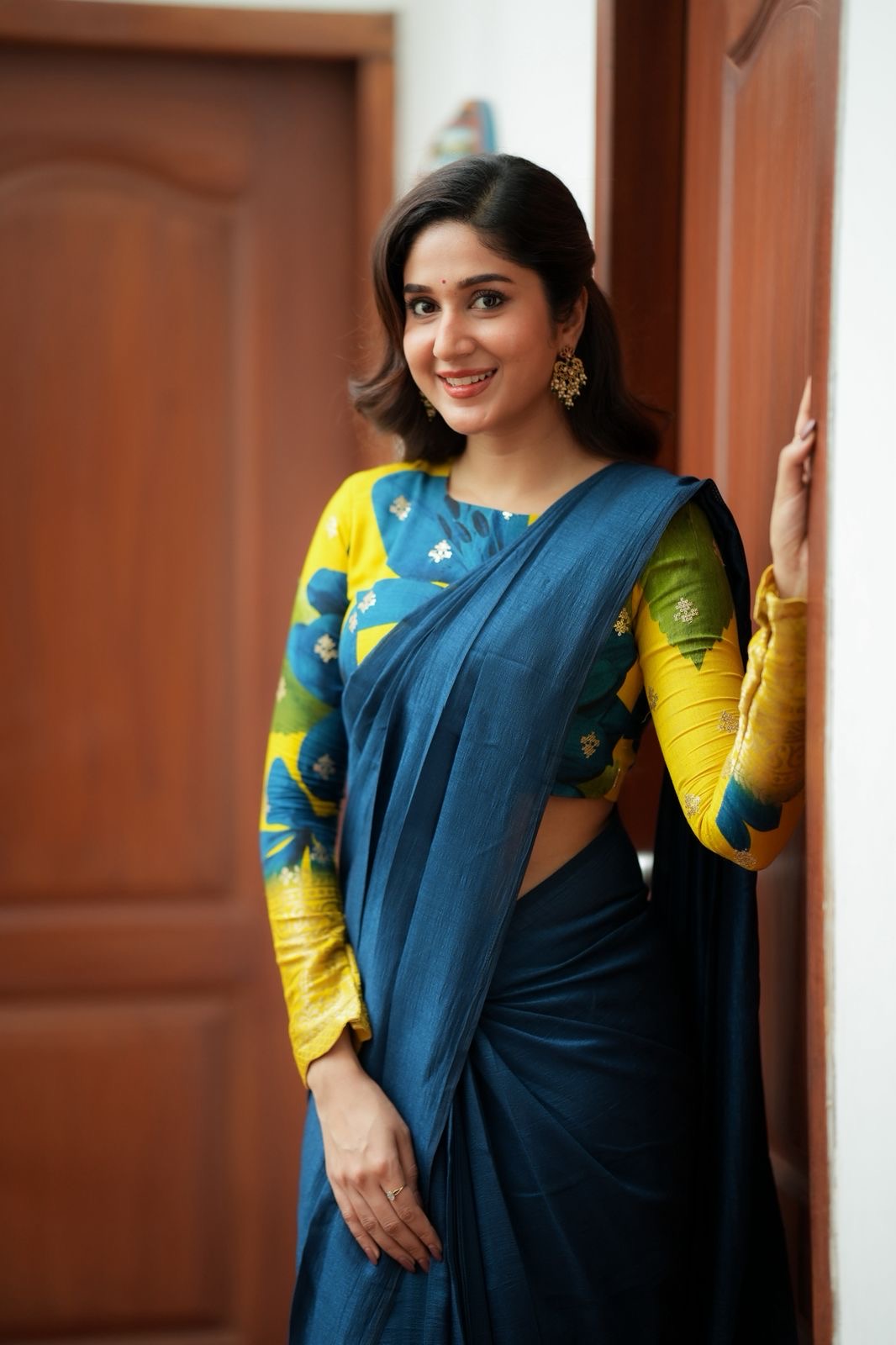 Deep blue marble silk saree with embroidery blouse