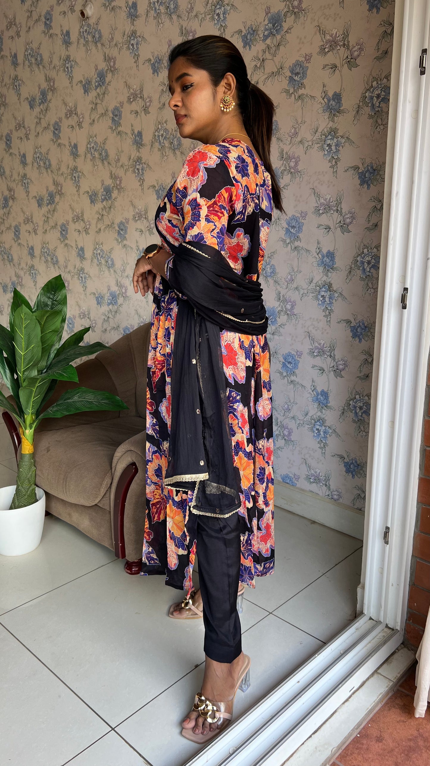 Black floral embroidered 3 piece kurti suit