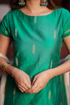 Green paisley zari woven kurti