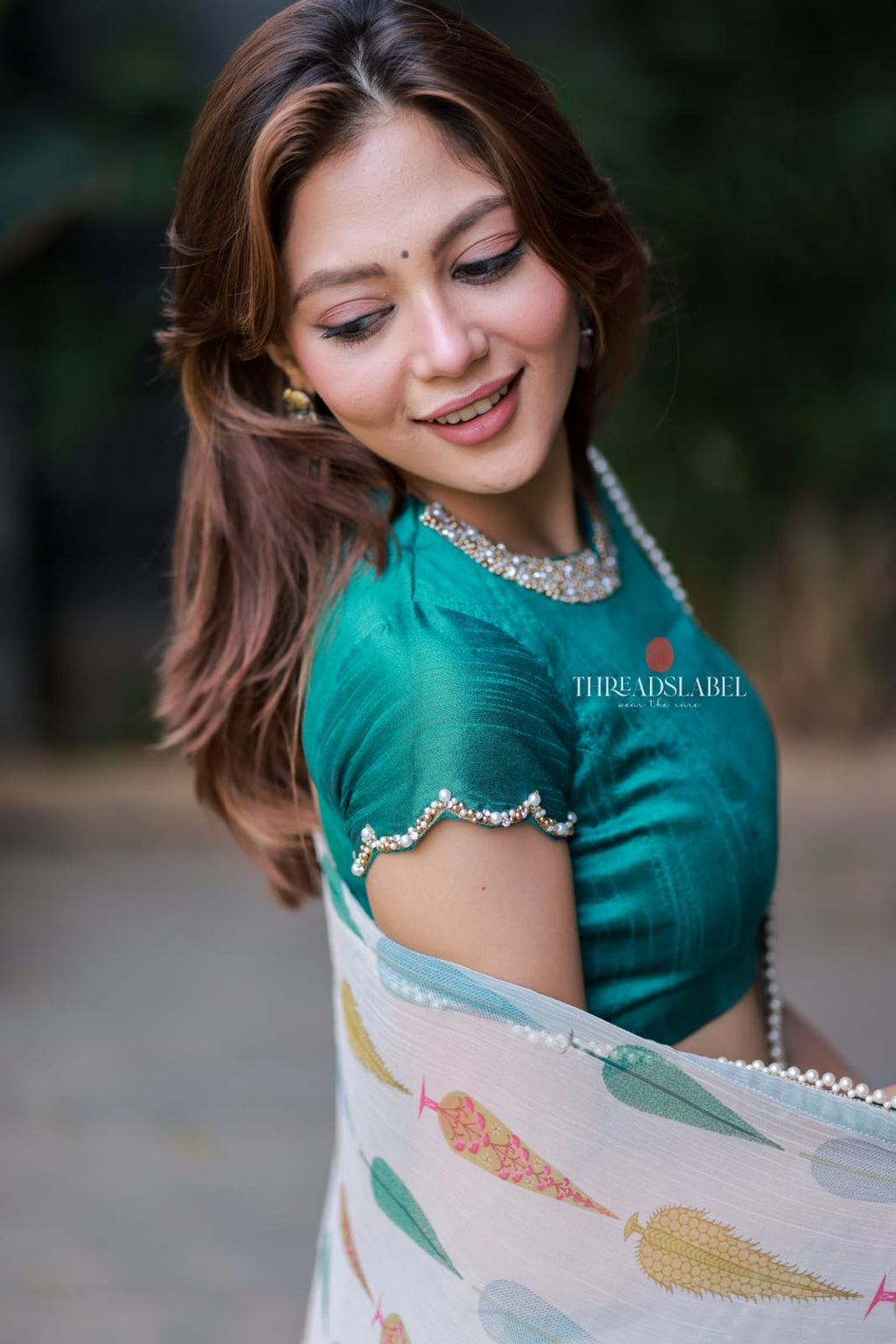 Cream chiffon paisley print saree (only saree)