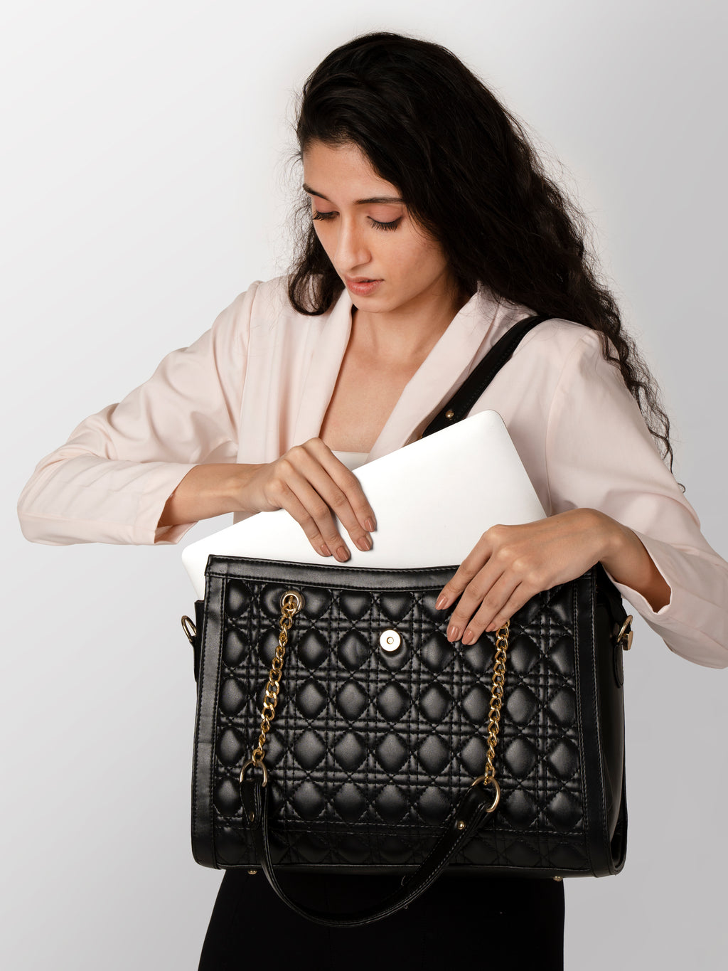 Women black textured office & fashion bag