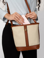 Cream Women textured shoulder bag