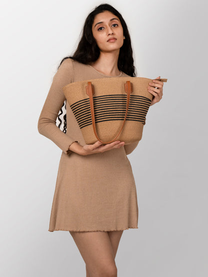 Jute brown Women textured fashion bag