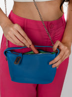 Women blue textured sling hand bag