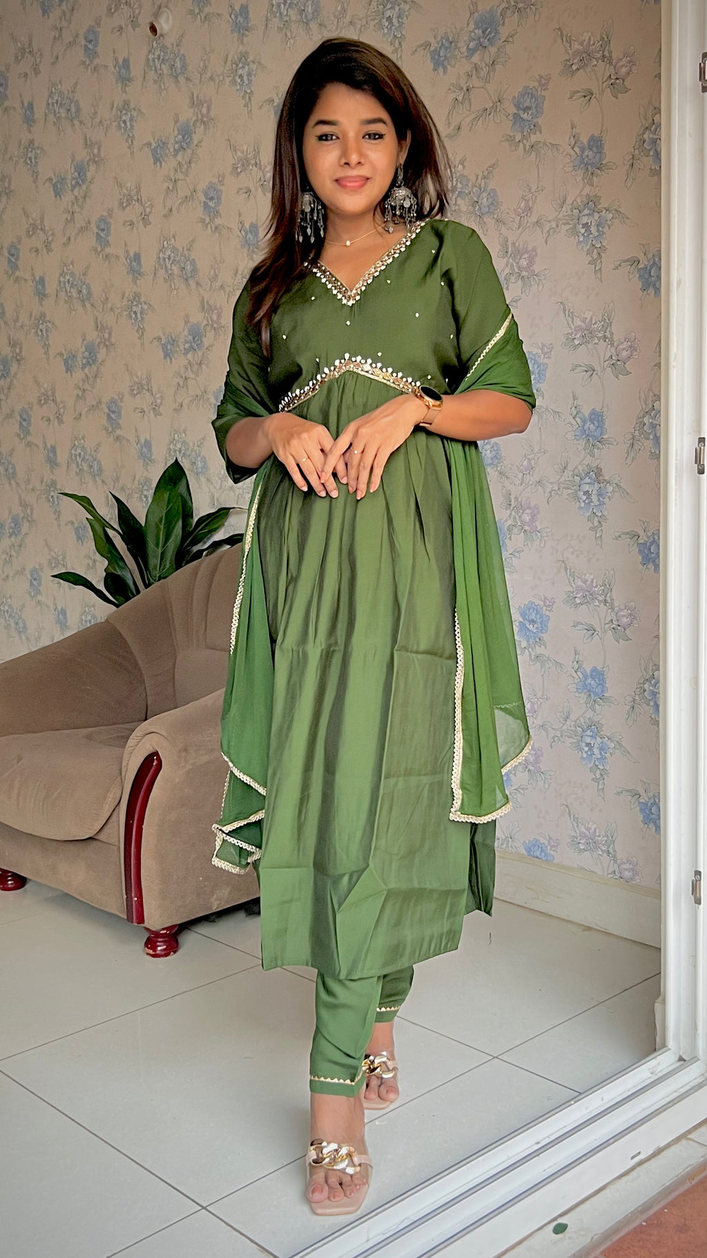 Mehandhi green silk 3 piece kurti suit