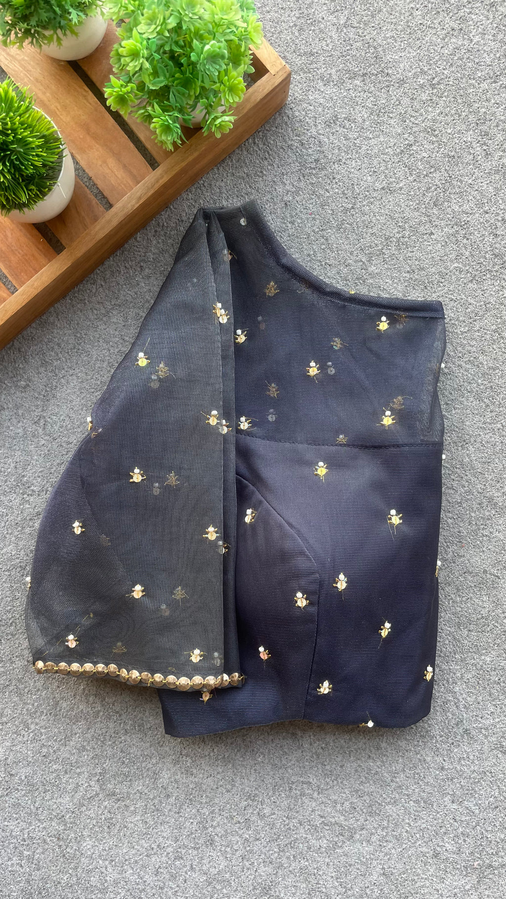 Deep blue netted & embroidery blouse