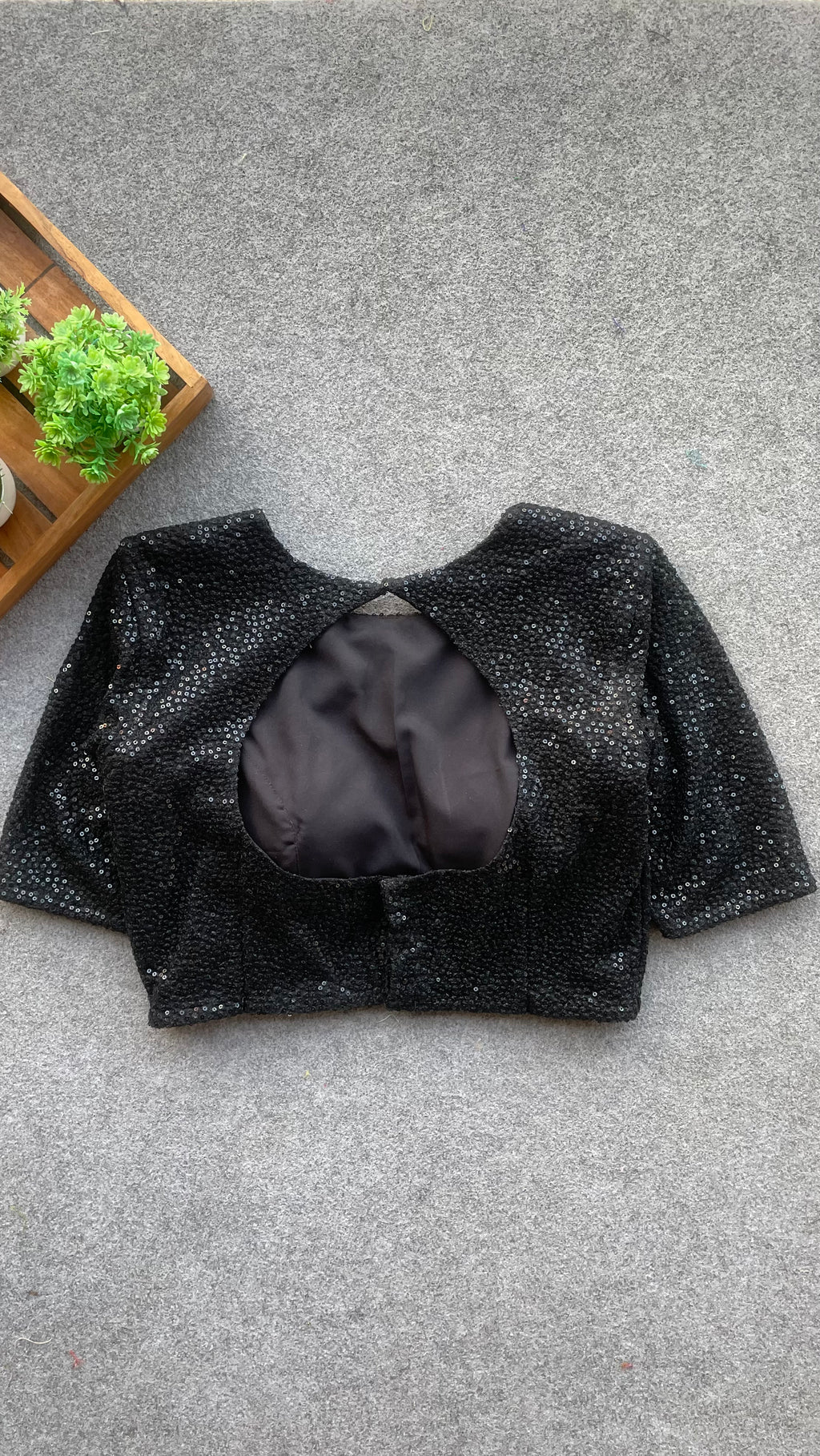 Black sequins embroidery blouse
