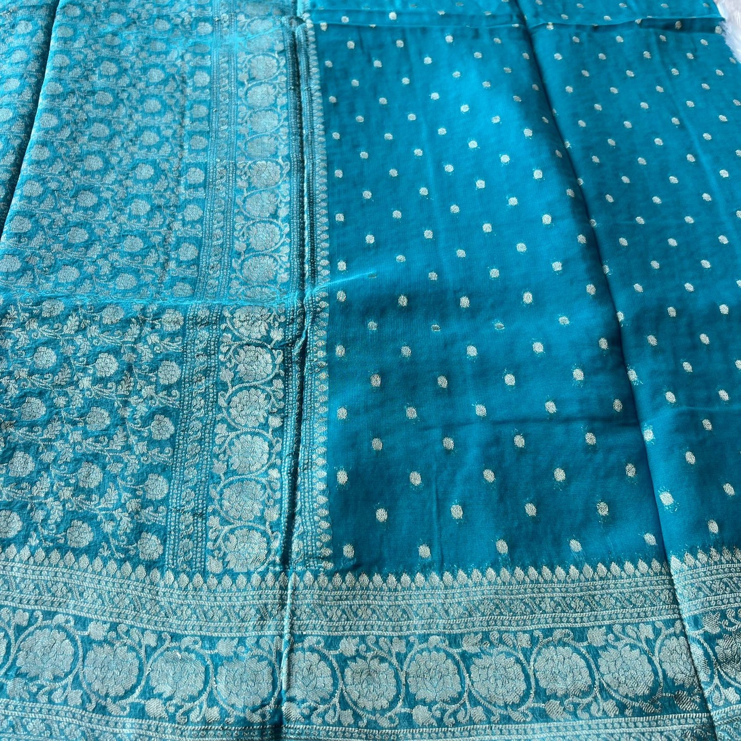 Cyon blue banarasi saree with blouse