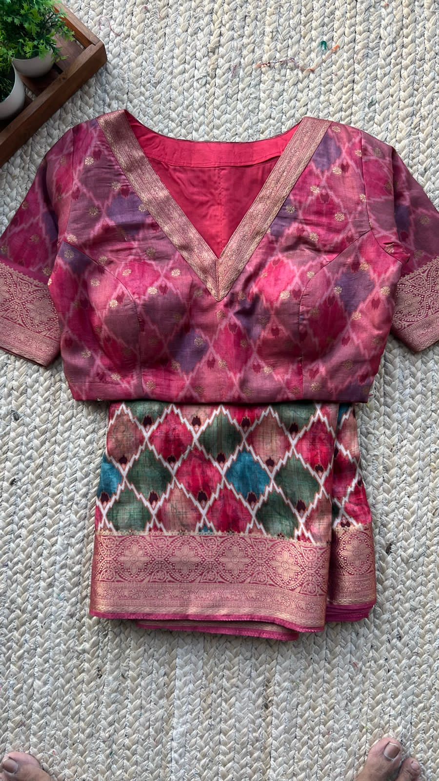 Pink binni silk saree with embroidery blouse