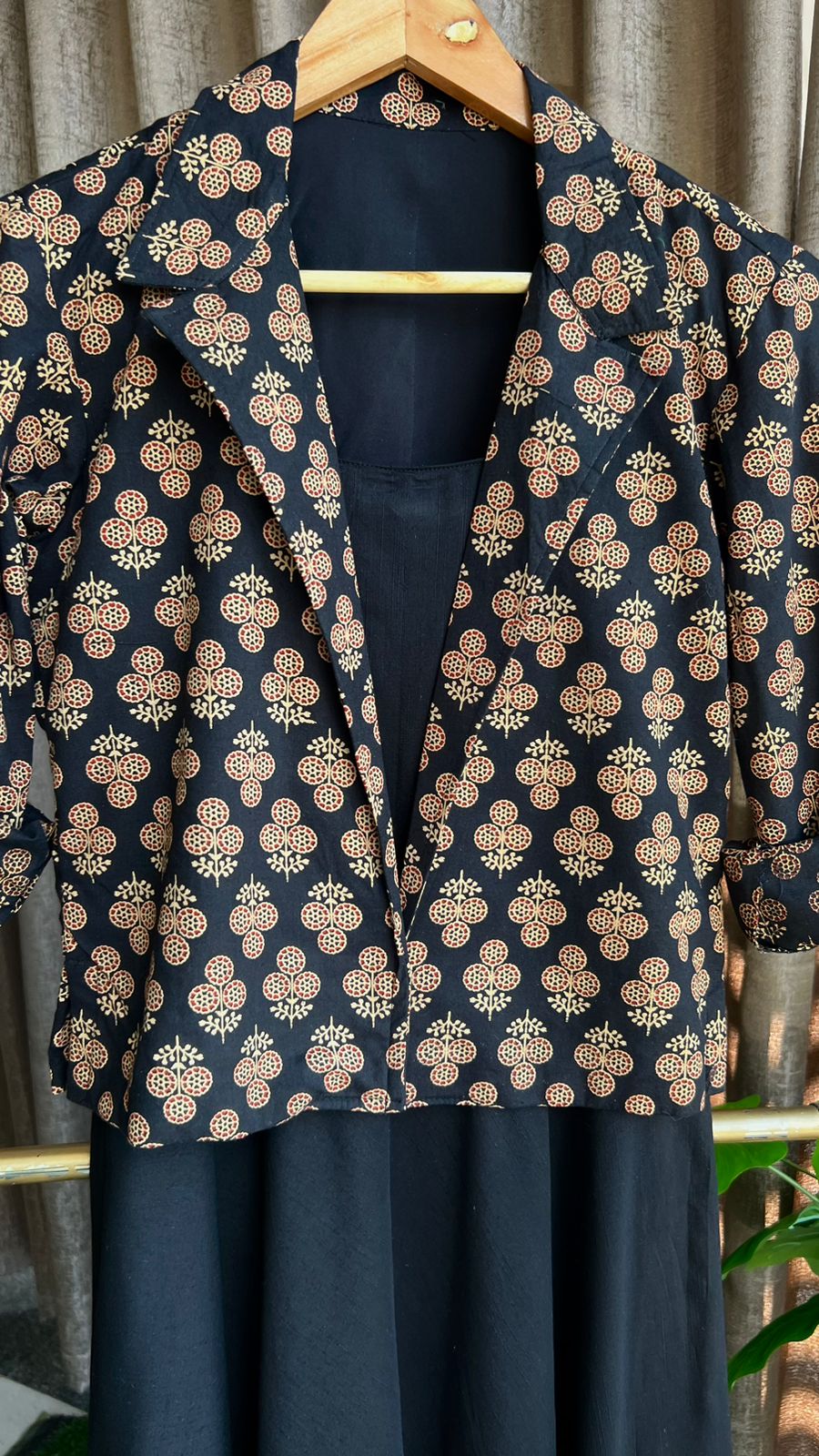 Black spaghetti top & blazer coord sets