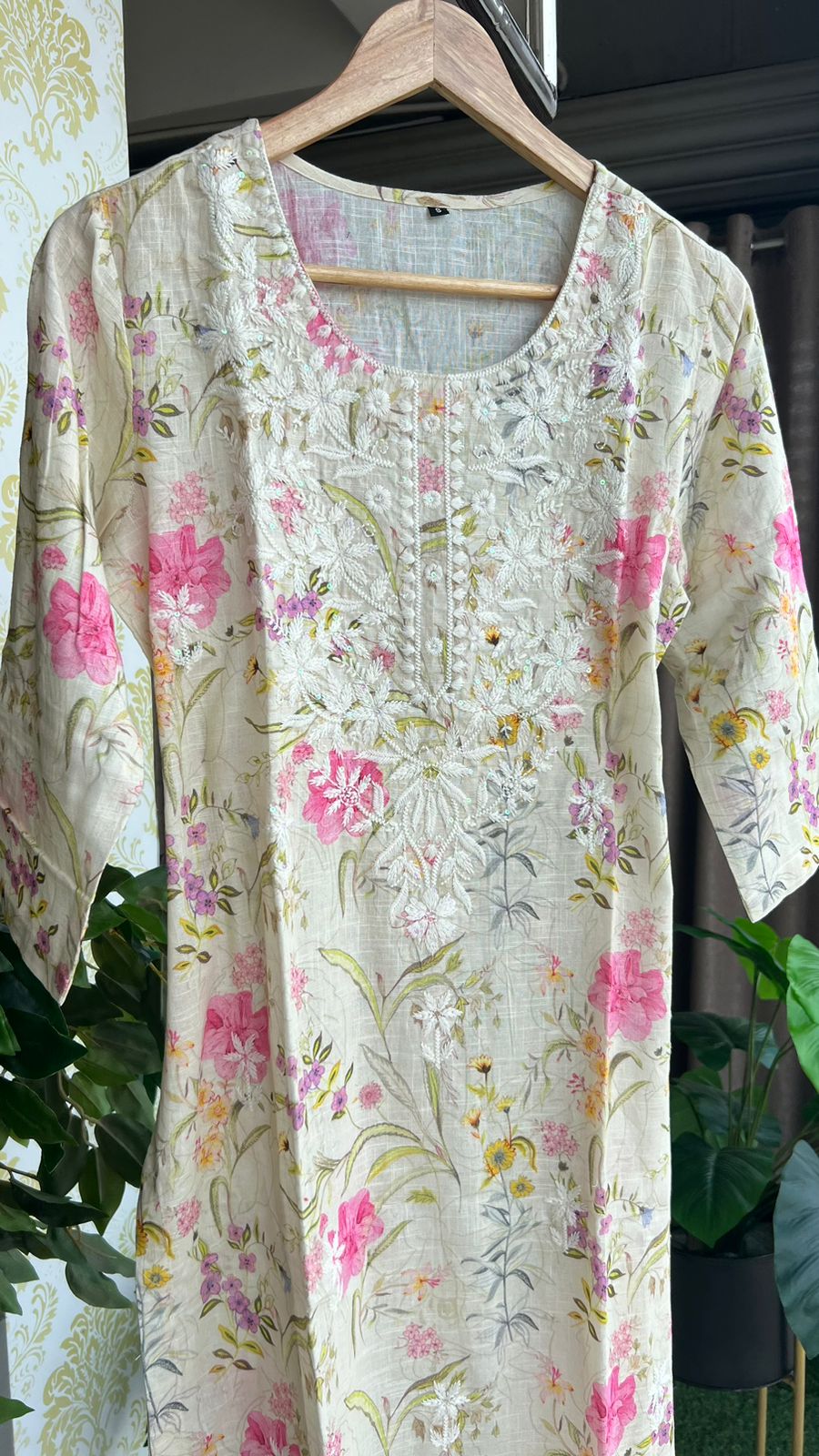 White cotton chicken embroidery 2 piece kurti set