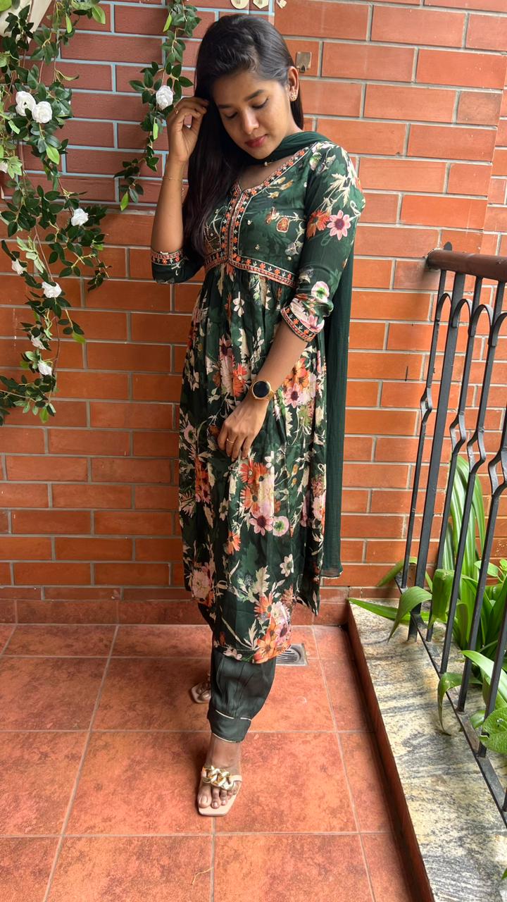 Green chiffon floral printed 3 piece kurti suit