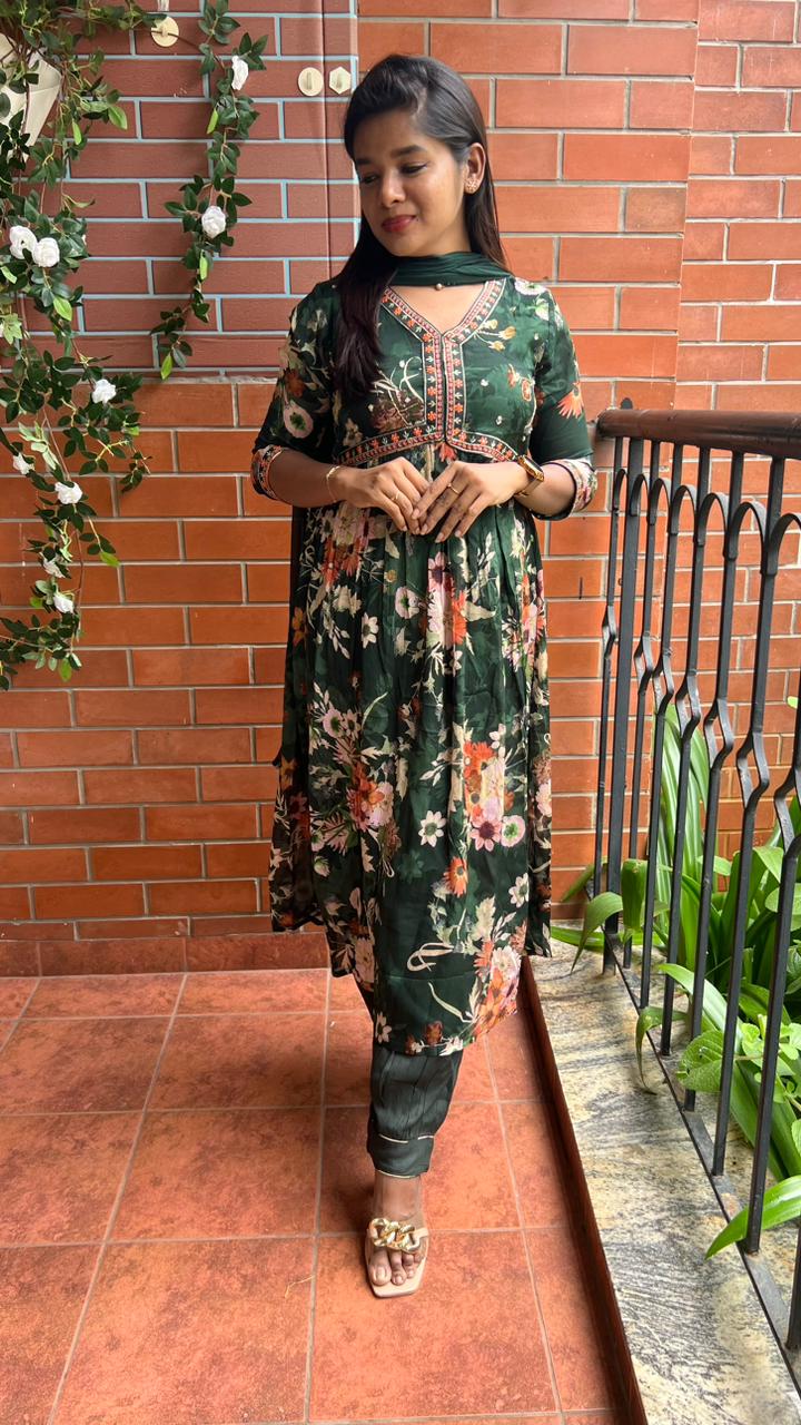 Green chiffon floral printed 3 piece kurti suit