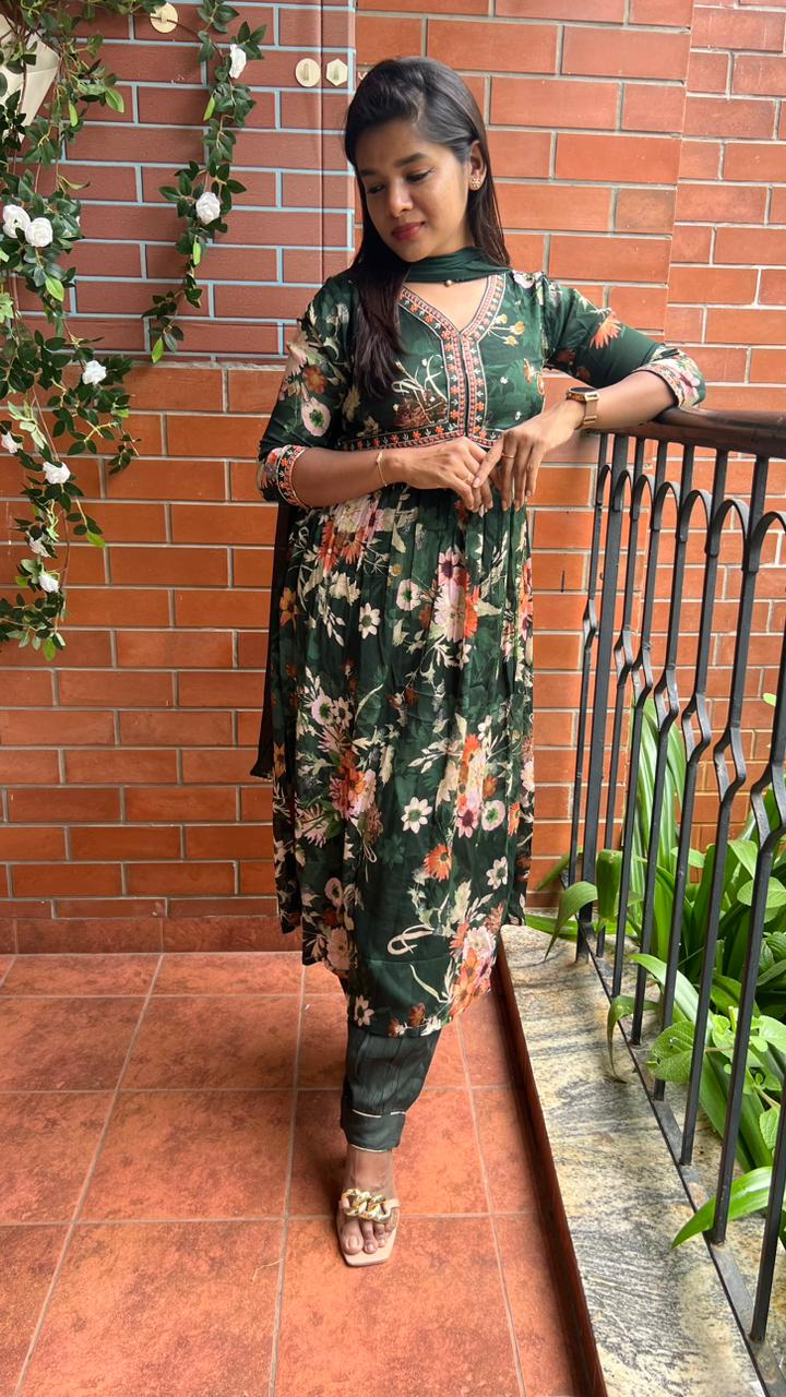 Green chiffon floral printed 3 piece kurti suit