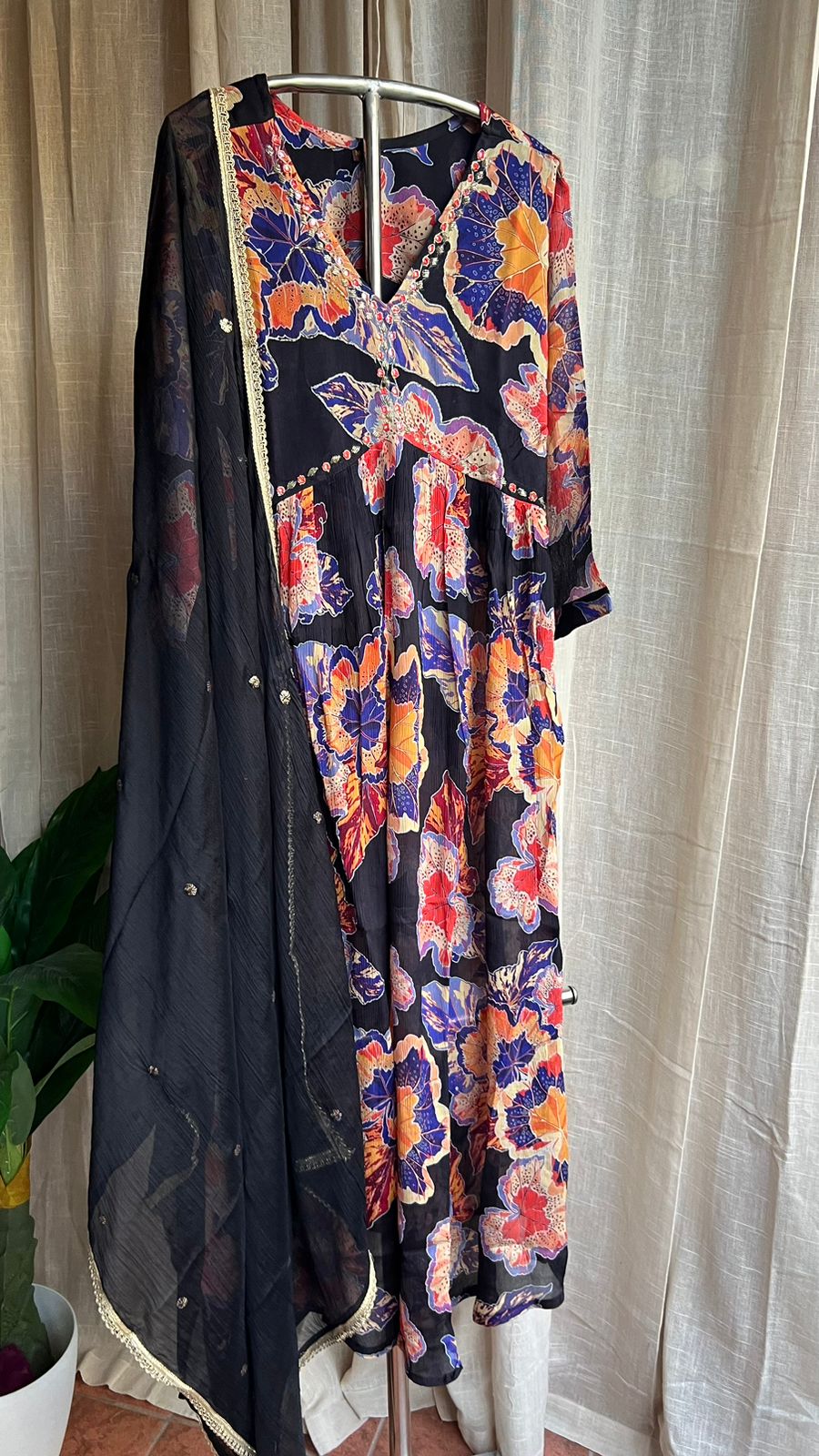 Black & violet floral printed 3 piece alia cut kurti suit