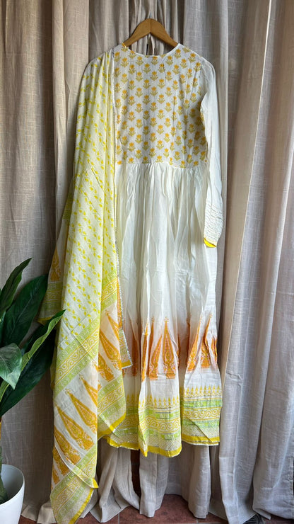 White & yellow cotton embroidery gown