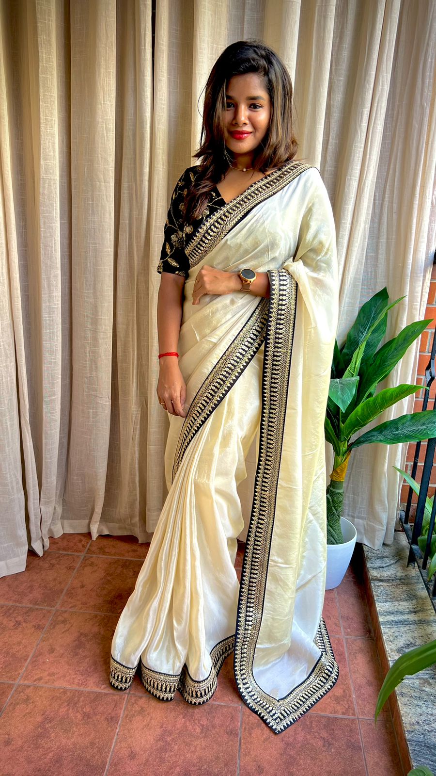 How Contrast Blouses Add A Pop To Your Muhurtham Kanjeevaram Saree |  WedMeGood