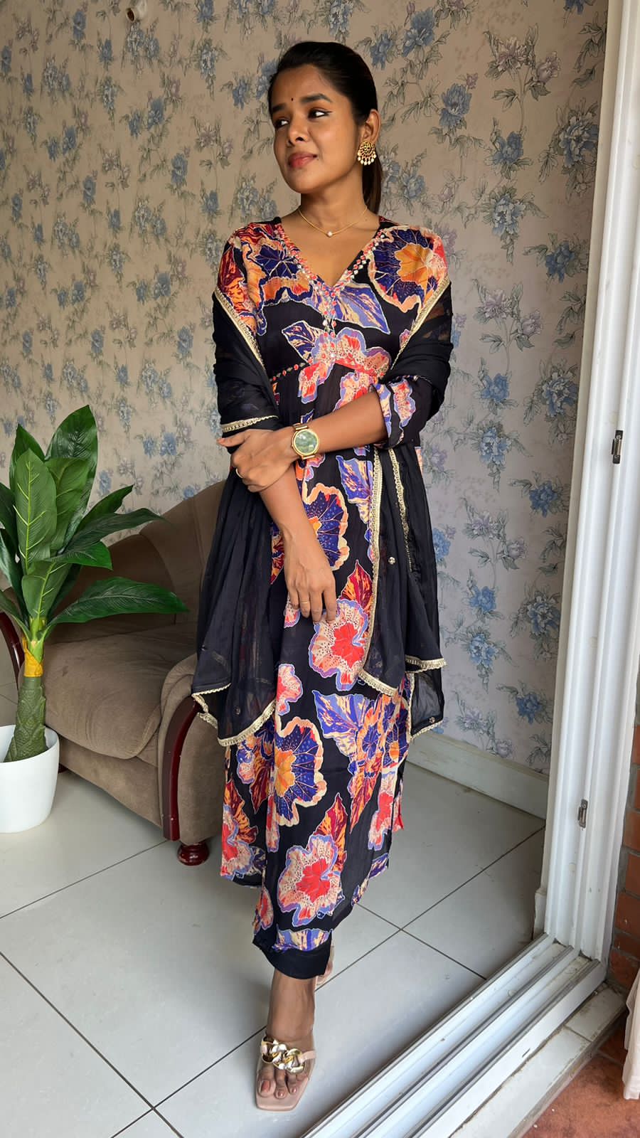 Black & violet floral printed 3 piece alia cut kurti suit