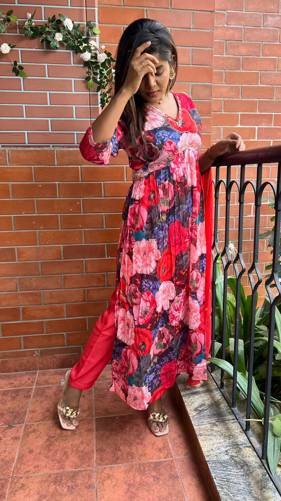 Red floral printed 3 piece alia cut kurti suit