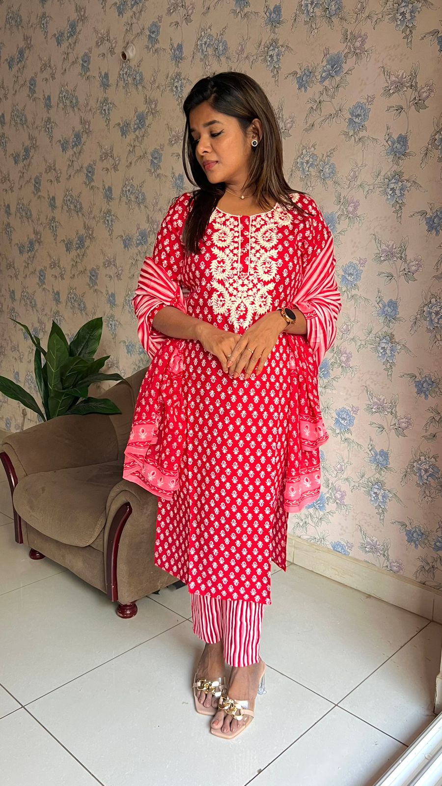 Red pure cotton embroidered 3 piece kurti suit