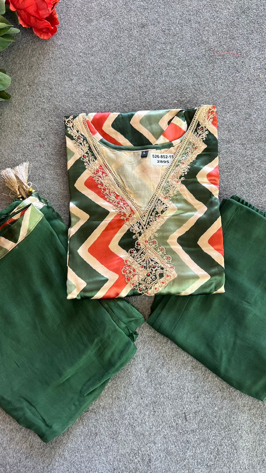 Green & cream satin embroidery 3 piece kurti suit
