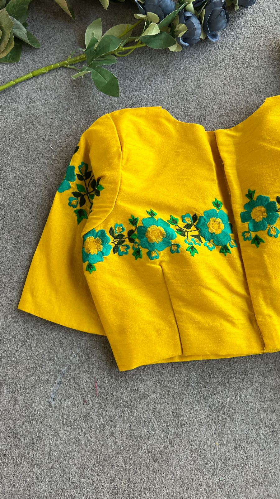 Rama green tissue saree with embroidery work blouse