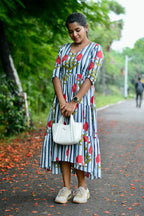 Grey & white floral printed 3 layered cotton kurti top
