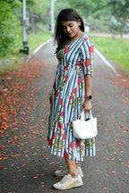 Grey & white floral printed 3 layered cotton kurti top
