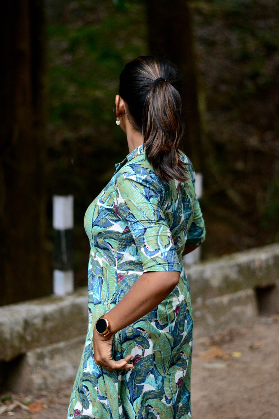 Green floral printed cotton collar kurti top