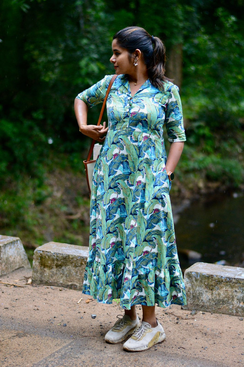 Green floral printed cotton collar kurti top