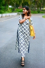 Blue & white floral printed cotton 2 piece kurti suit