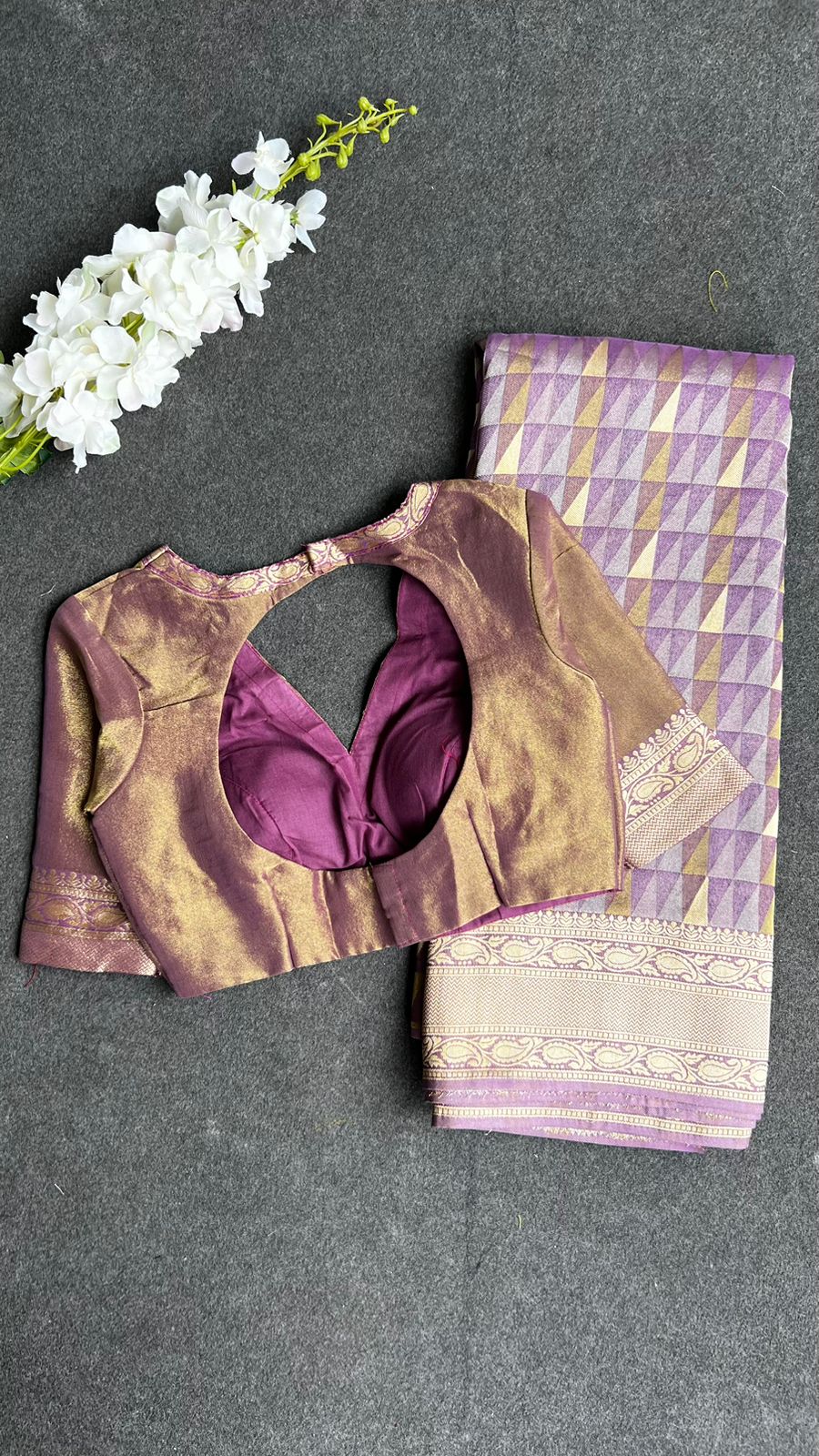 Lavender gold matrix banarasi saree with blouse